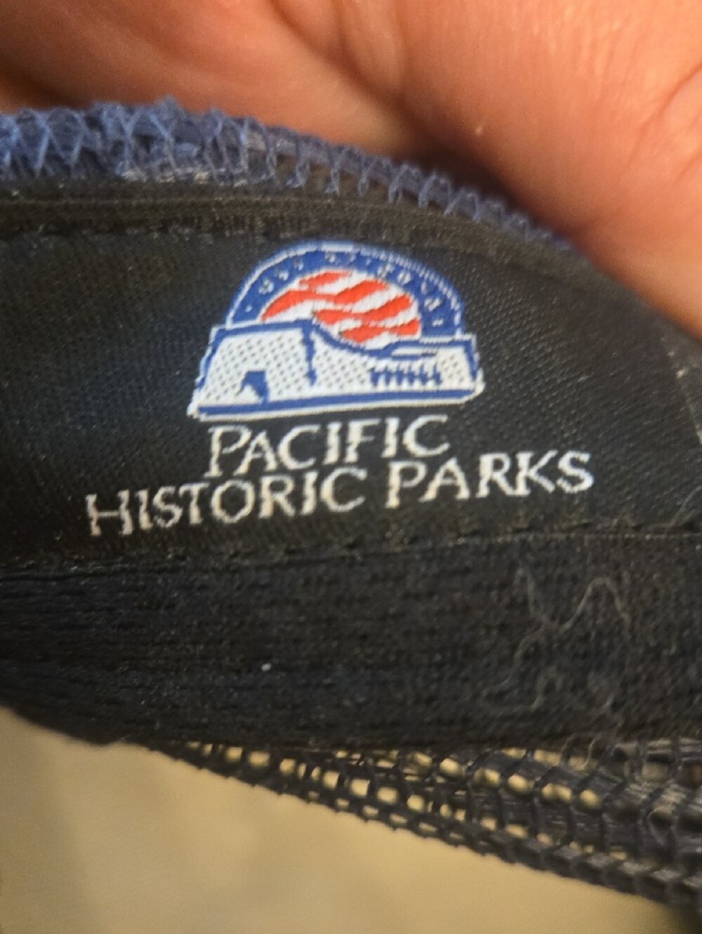 USS Arizona Memorial Palm Tree Trucker Hat - Blue - Picture 2 of 3
